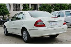 Mercedes E220 CDI (2009)