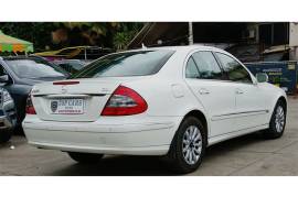 Mercedes E220 CDI (2009)