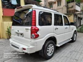 Mahindra Scorpio 2009-2014 LX BSIV (Diesel)