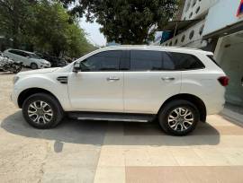 Ford Endeavour 3.2 Titanium Plus 4x4 At 2017model Ford Endeavour 3.2 Titanium Plus 4x4 At 2017model