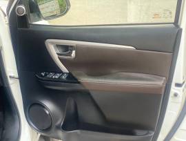 FORTUNER 2017 AUTOMATIC 4x2 WHITE COLOUR FORTUNER 2017 AUTOMATIC 4x2 WHITE COLOUR