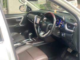 FORTUNER 2017 AUTOMATIC 4x2 WHITE COLOUR FORTUNER 2017 AUTOMATIC 4x2 WHITE COLOUR