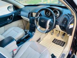 MAHINDRA XUV 500 W10 2016 MAHINDRA XUV 500 W10 2016