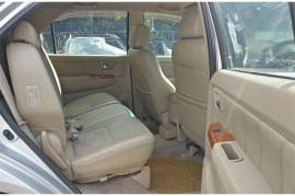 Toyota Fortuner (2011)